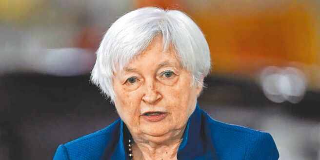 美国财长叶伦15日致函国会领袖，如果国会不赶紧提高债限，美国下月可能面临债务违约。图／美联社