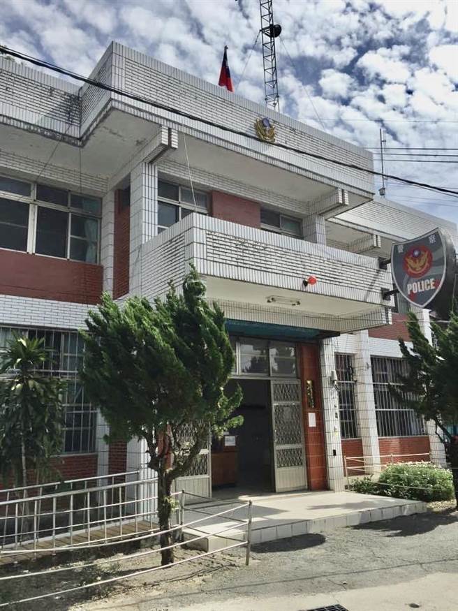 南投縣仁愛鄉力行村望洋部落的鐘姓男子持霰彈槍射殺2名菜農後，再持槍自戕身亡，警方獲報偵辦中。（民眾提供／楊靜茹南投傳真）