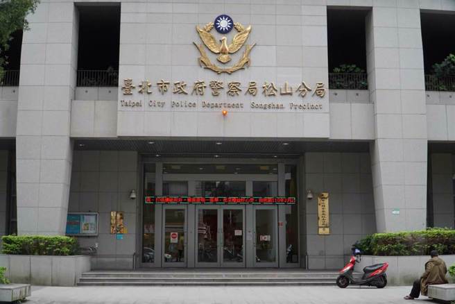 北市老翁高楼坠落人行道，全身重创惨死路人全惊呆。(中时资料库)