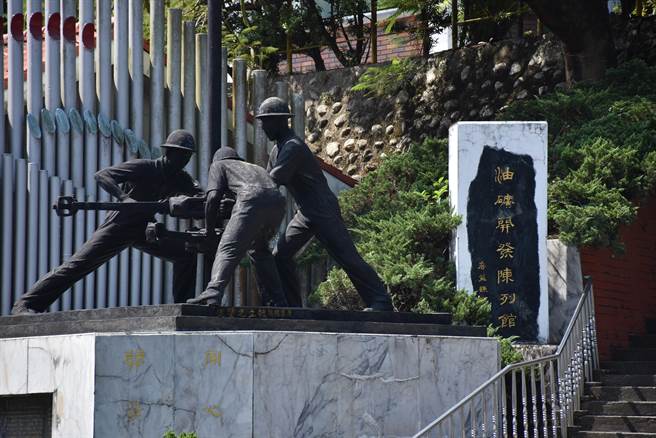 县府文观局将举办「出磺坑文化资产现地教学课程」，邀请公馆国中学生一起到出磺坑上课。（谢明俊摄）