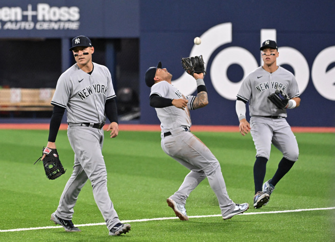 贾吉（右）身陷作弊风波。（路透）