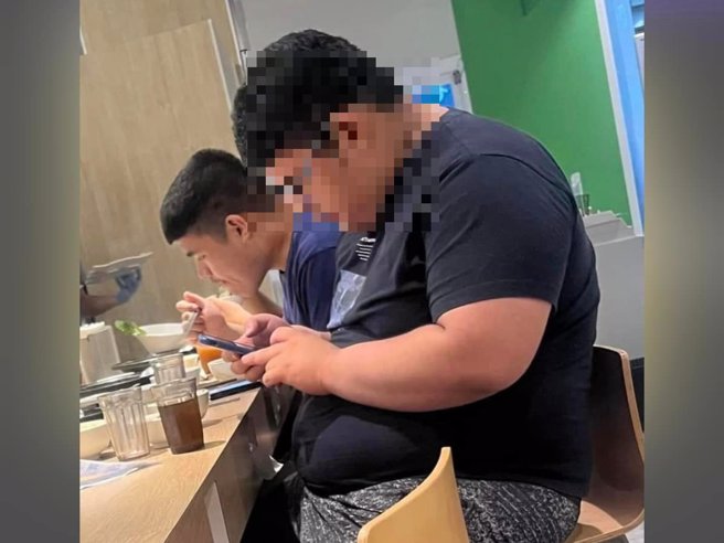 吕男到火锅店吃饭时遭到偷拍公审羞辱身材。（当事人授权）