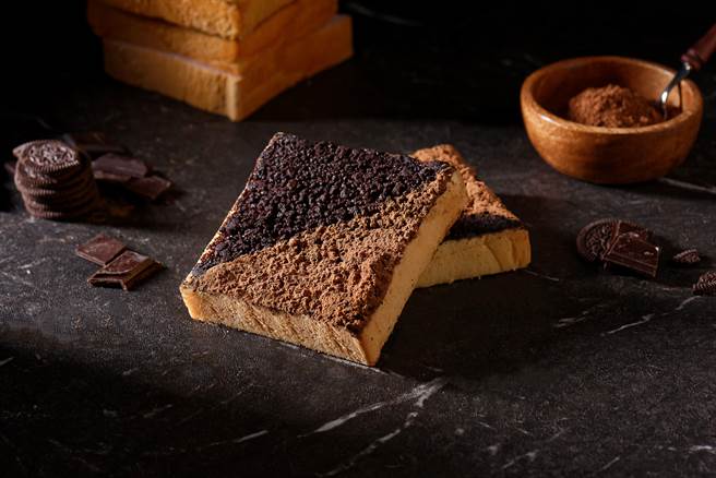 岛屿生吐司5、6月限定法芙娜巧克力生吐司厚片，75元。（岛屿生吐司提供）