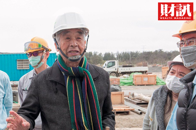 长春集团在彰滨工业区线西区广大的土地上，筑起了一座座电子级化学品新厂房，
如今已成为台积电南科3奈米制程最强后盾，未来也将会是二奈米制程不可或缺的军火库。
(图/财讯提供)