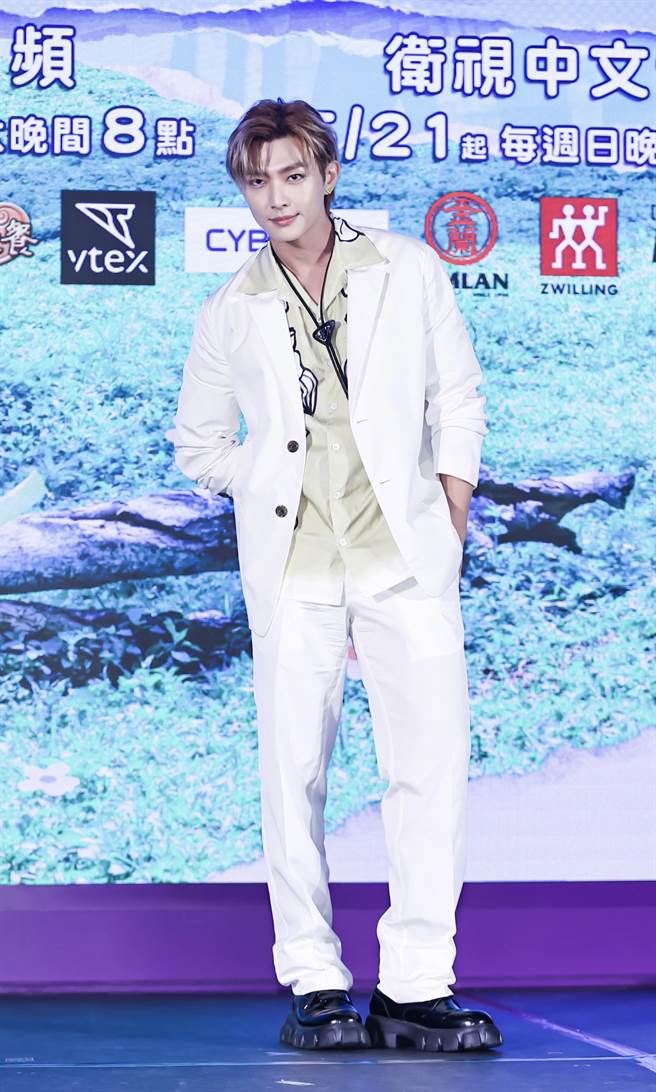 炎亚纶难过鬼鬼不在新一季的固定班底名单里。（罗永铭摄）