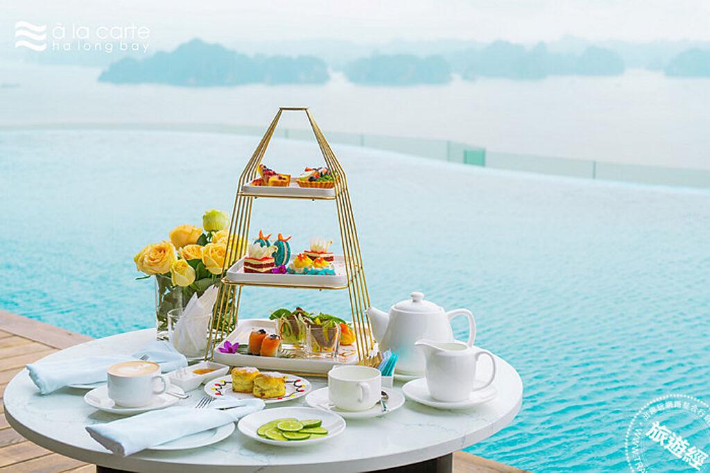 行程將安排旅客於雅菈卡特飯店享用高空下午茶。雅菈卡特提供