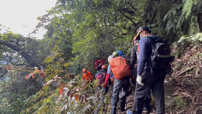 找到了！攀鱼路古道失联8天 ，老翁陈尸溪谷遗体寻获。(民眾提供)