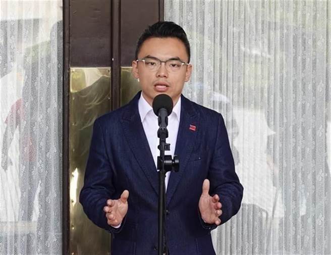 国民党立委洪孟楷也表示，如果只是换汤不换药，从主委变成部长，人民怒火只会蔓延，缺鸡、缺蛋、缺肉无法解决，民进党政府不要只是迭床架屋，为高官们找后路。（本报资料照片）