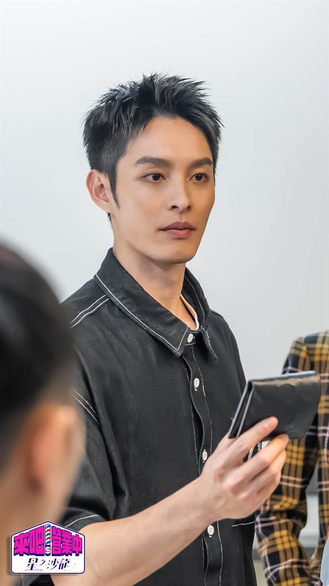 曹佑寧说曾对美髮业有兴趣。（TVBS提供）