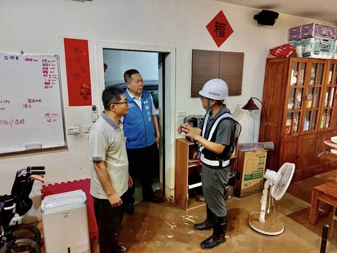 市议员陈治雄接获消息赶赴现场了解。（陈治雄提供／王惠慧新竹传真）