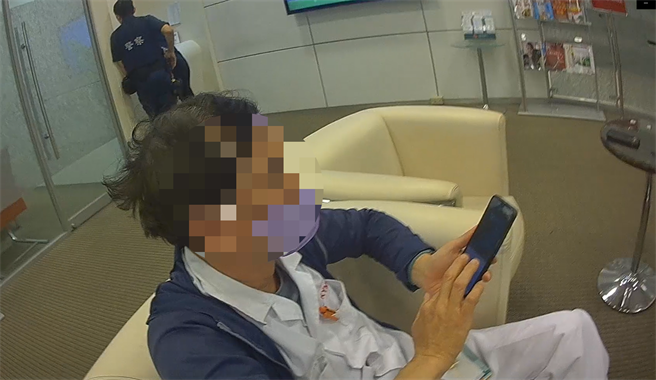 高雄男子误信「美国好友」，险遭诈光积蓄。（翻摄照片／崔正纲高雄传真）