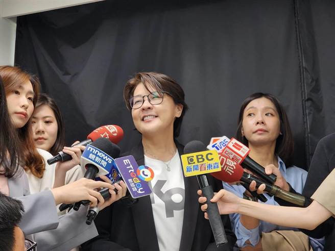 民眾党主席柯文哲挑战2024年总统大选，由台北市前副市长黄珊珊接任竞选总干事。（杨亚璇摄）