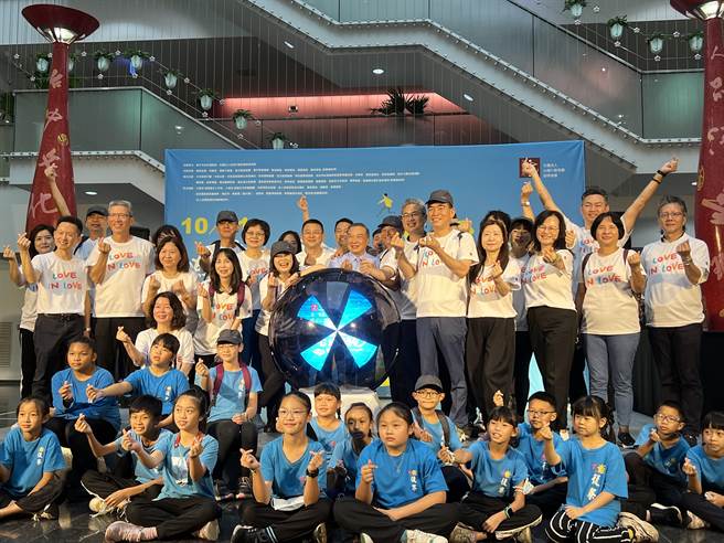 台湾行动菩萨助学协会将首度在中央公园举办「为爱圆梦－公益路跑野餐日」活动，号召民眾一起来路跑、健走、野餐。(林欣仪摄)