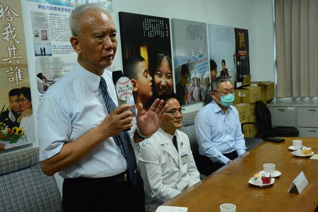 味全龙创办人魏应充表示，骨髓捐赠是一块福田，期望能够邀天下共善于这块福田。（王志伟摄）