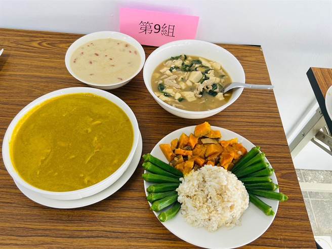 台东县卫生局社区营养推广中心今天举办「高龄软质餐食」工作坊。（台东县政府提供／蔡旻妤台东传真）