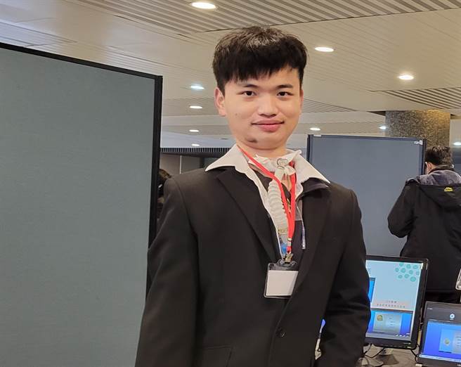 长庚大学资工系学生王绍丞2度获得总统教育奖。（校方提供）