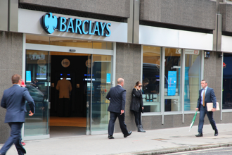 英國第2大行 巴克萊銀行預計關閉上百間分行