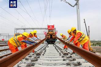 滬寧沿江高速鐵路全線鋪軌完成 預計8月底通車