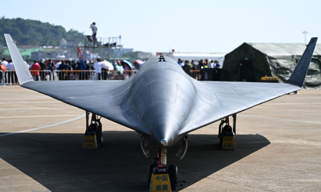 无侦-8无人机在珠海航展中亮相的资料照。（新华社）