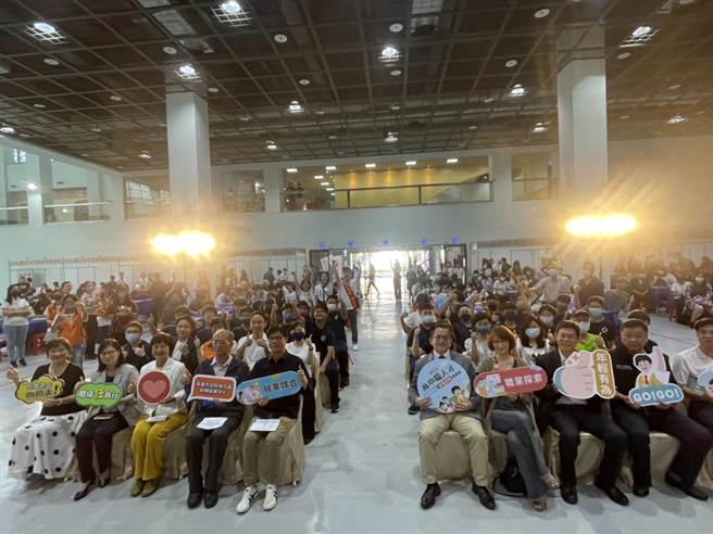 高雄就业媒合与职业探索博览会。（洪靖宜摄）