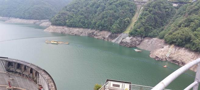 此波锋面降雨没有下在集水区，德基水库20日水位来到1378.84公尺，有效库容率为49％。（民眾提供）