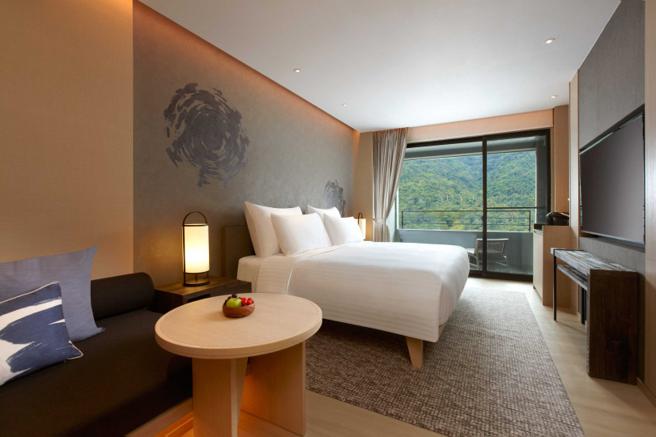 寒舍表示，旗下各餐厅今年积极与海外客座主厨与知名餐饮顾问合作提升餐饮实力，住房方面将持续经营欧美商务客，重点开发韩国、日本、新加坡等观光客群。图为礁溪寒沐酒店。（图／寒舍提供）