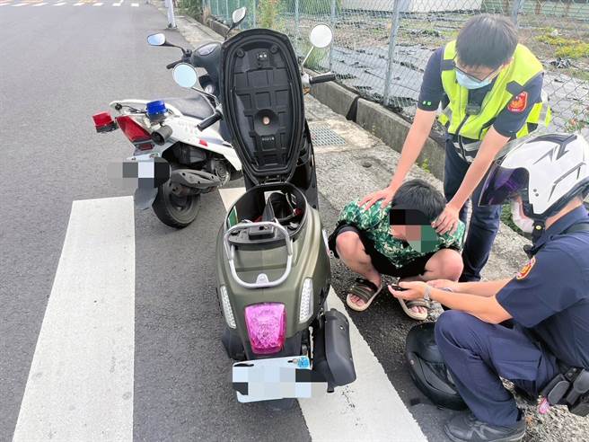 30岁越南籍黎姓失联移工骑机车行经台南永康工业区附近，因违规被员警拦下，警方进一步查获他涉嫌持有毒品。（读者提供／洪荣志台南传真）