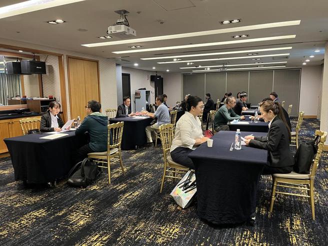 （筑间餐饮集团集5月在全台自办3场招募活动，掀起「抢人大战」。图／筑间餐饮集团提供） 