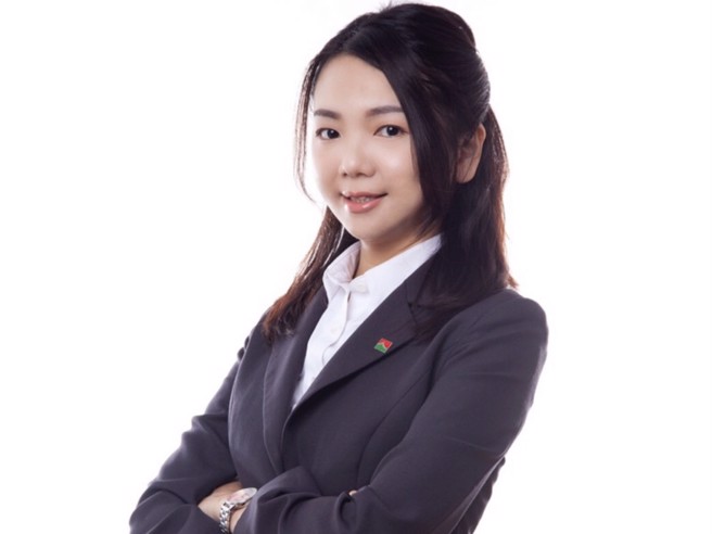 信义房屋黄诗涵先后拿到了「新秀奖」、「金仲奖」肯定，成为了客户最佳的房地产顾问。（图/信义房屋 提供）