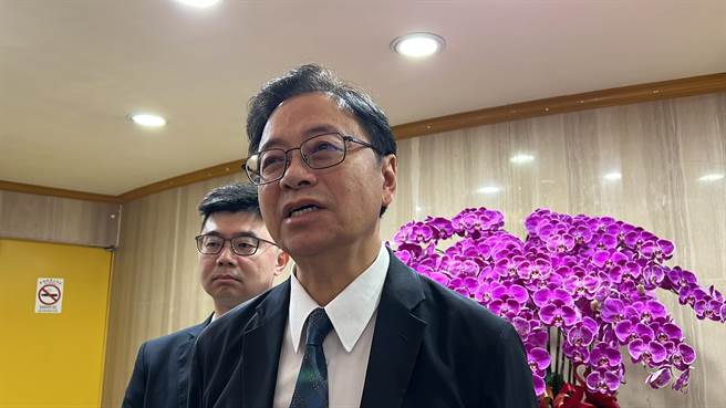 张善政表示，选举过程拍照无数，根本就不可考，没必要提出一张照片就看图说故事。(蔡依珍摄)