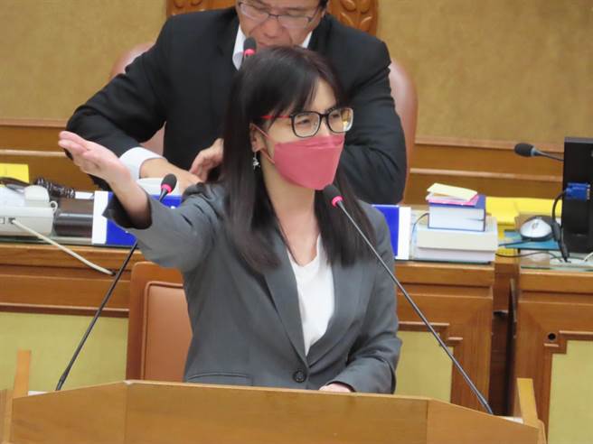 新闻局长张爱晶。（叶德正摄）