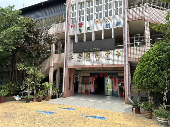 桃园市新屋区偏乡学校少子化严重，民代建议永安国中可转型为英语实验中学。（吕筱蝉摄）