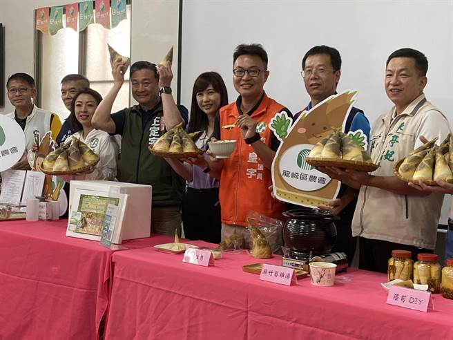 龙崎区农会本周六将举办绿竹笋评鑑，今天举行记者会宣传。（曹婷婷摄）