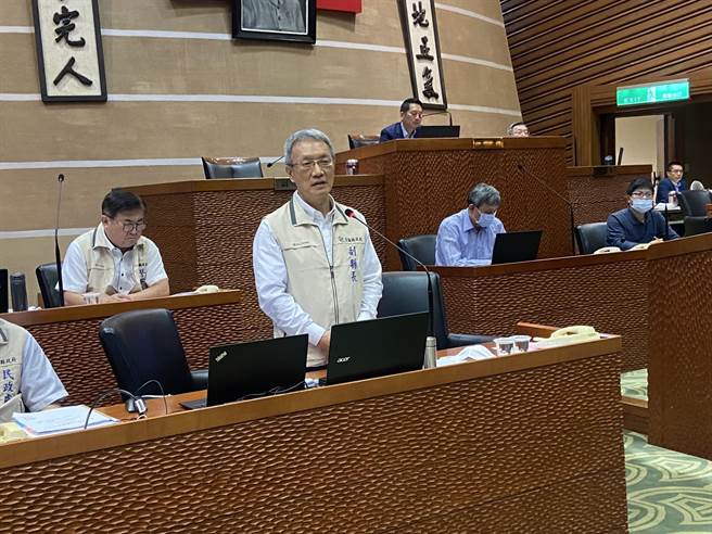 宜兰县副县长林茂盛说，秘书长一职目前徵询中，一切尊重县长决定。（吴佩蓉摄）