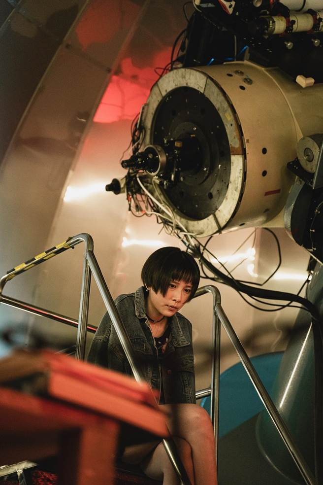 叶颖是一名台湾独立音乐歌手，曾获金音奖肯定。（华映提供）