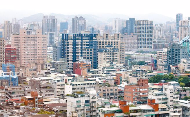 民進黨立委何志偉接獲民眾陳情，歷經8個月申請，租金補助好不容易入袋，結果內政部營建署事後以房東未繳房屋稅為由，要求追回租金補助。（本報資料照）