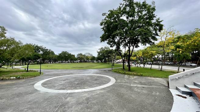 台南市玉井虎头山运动公园已使用近30年，园内设施破旧不堪，南市府斥资5500万元改善。（张毓翎摄）