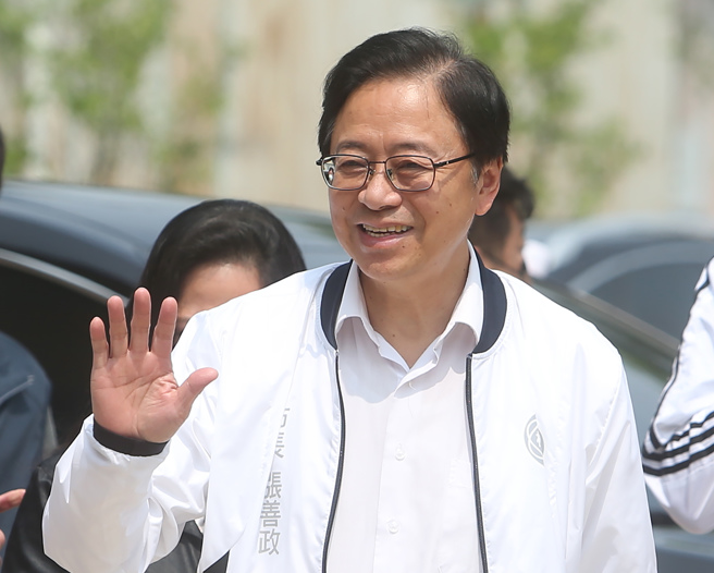 今年第5號颱風杜蘇芮位於菲律賓東方海面，氣象局預測從台灣東南部登陸的機率大。而桃園市長張善政23日表示，「市府各單位已經啟動『防災整備』，落實防救災人力、整備裝備器材」。（資料照／陳怡誠攝）