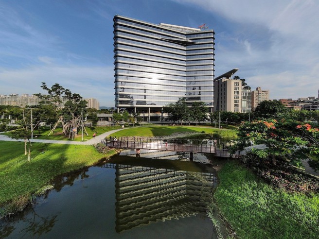 Tpark绿覆率高达49%，加上五大科技蓝海产业进驻，是极难得的慢活新硅谷。（图/新联阳 提供）