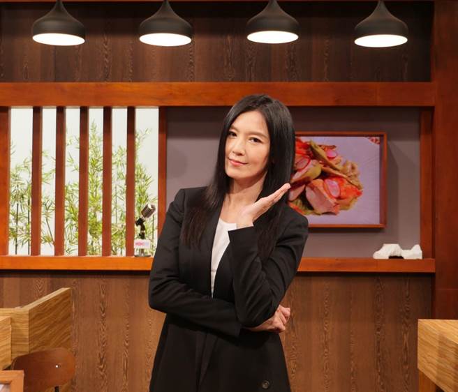 林熙蕾分享冻龄秘诀。（MOMOTV提供）