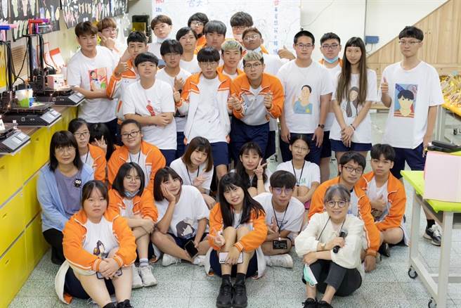 君毅高中近日举行多媒体技术科毕业成果会。（君毅高中提供／李京升苗栗传真）