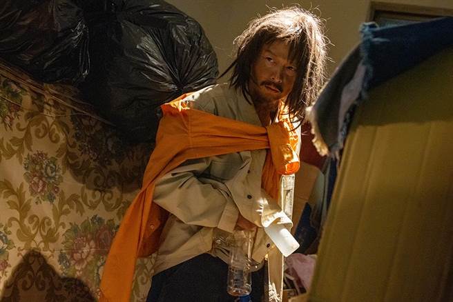 吴昆达剧中模样与现实差距很大。（大爱台提供，北投映像黄华安摄）