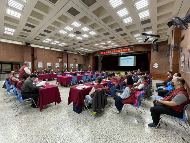 今年4月至6月份实地办理「112年度区公所灾害防救业务评核」查核工作。（图／新北消防局提供）