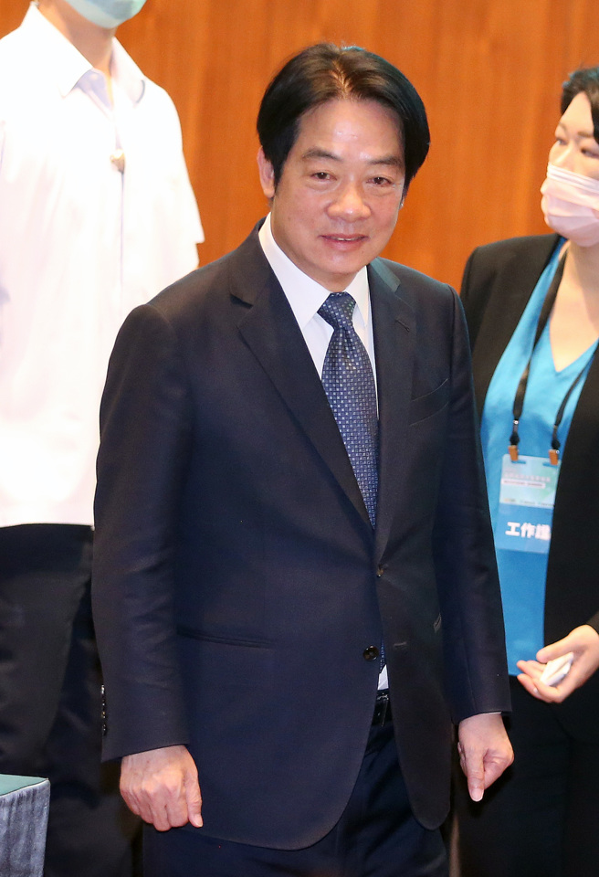 副总统赖清德23日出席「2023富邦永续大未来论坛」，并发表简短演说。（范扬光摄）