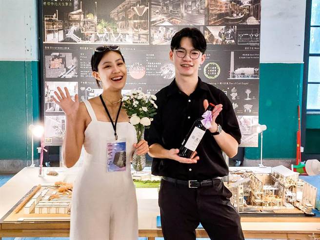 王宣茹及苏俊璋作品「植光聚所」以新竹海军第六燃料场为基地，要让歷史建筑「大烟囱」成为居民对故乡新意象。（中原大学提供／蔡明亘桃园传真）