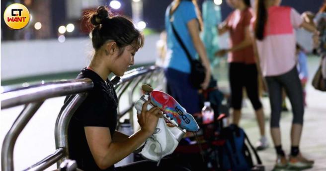 杭州亚运受到疫情影响，不得不延期，也导致国手资格重新洗牌，选手辛苦拿下第一名成为国手，如今却得面临加赛重选的窘境。（图／周志龙摄）