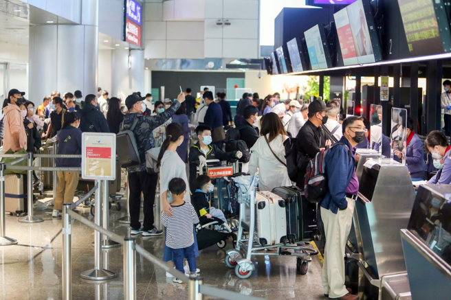 在韩国仁川机场担任10年地勤的金水獭表示，各国的旅客就属台湾人最细心、慎重、有礼貌。（图／示意图，记者陈麒全摄影）