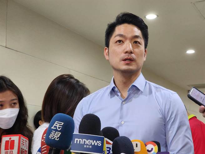 台北市長蔣萬安表示，新北市長侯友宜給大家的感覺就是親民、了解基層聲音，務實、有魄力且有遠見。（劉彥宜攝）