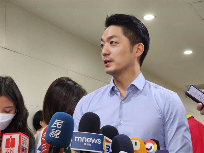 台北市长蒋万安表示，港墘桥确实有施工上需要克服的困难，会积极了解、整体评估。（刘彦宜摄）