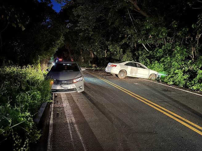 彰化县源泉派出所邱姓警员下班途中追撞民车至翻覆，全案引发社会譁然。（资料照片）